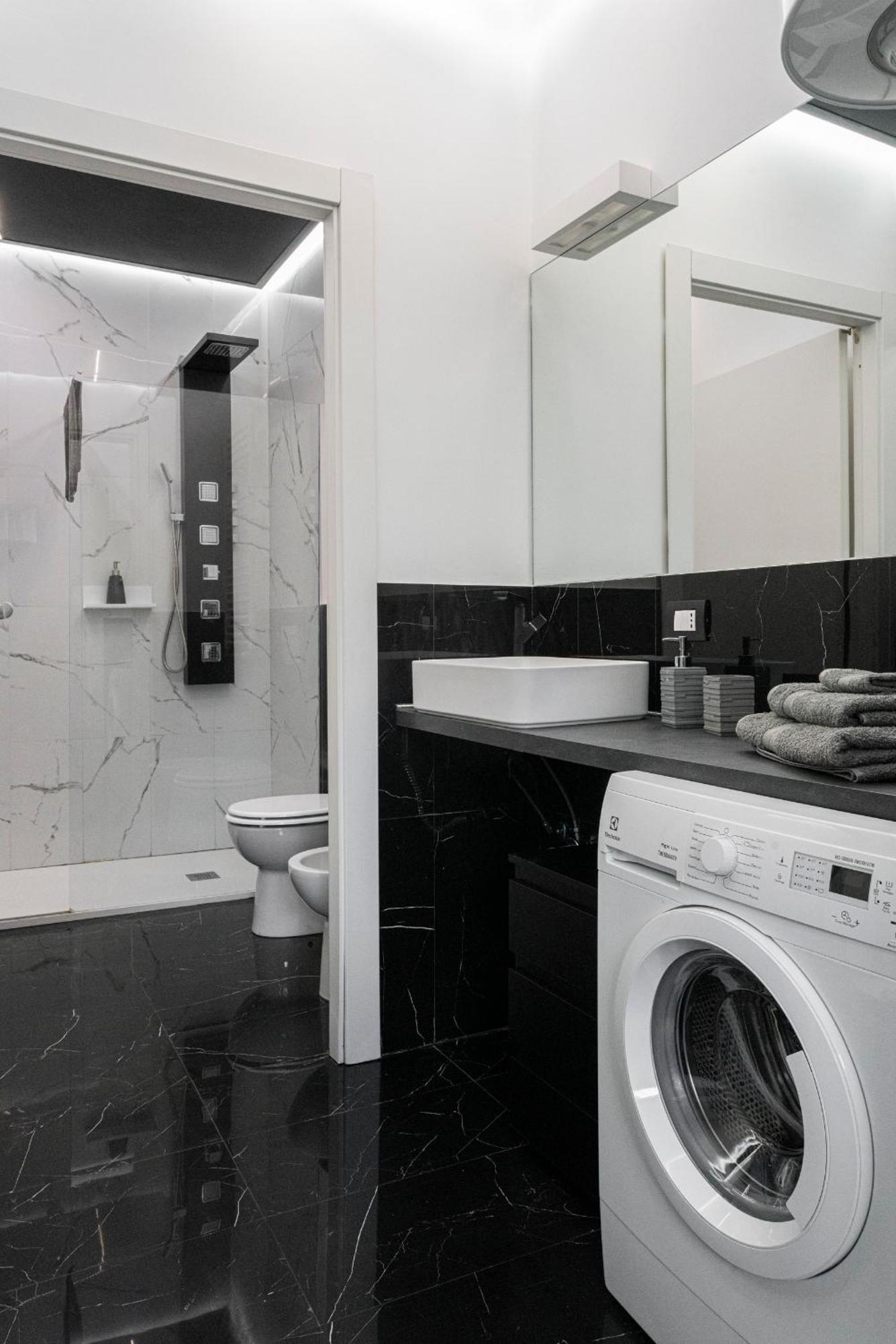 Elegant Sweet Home Suite - Milan, 15 Minute Duomo Εξωτερικό φωτογραφία